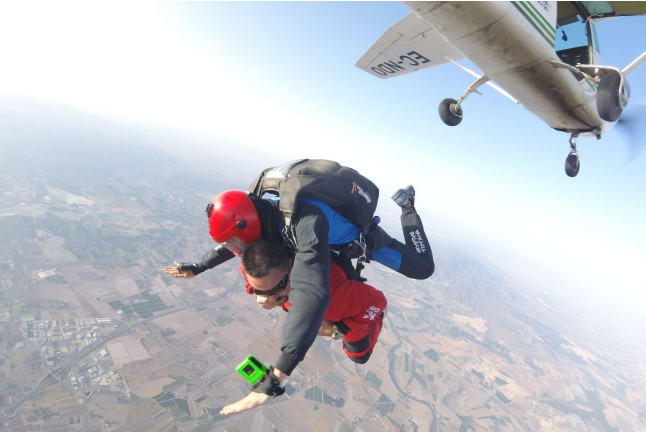 Salto Tándem en Paracaídas (Albacete)
