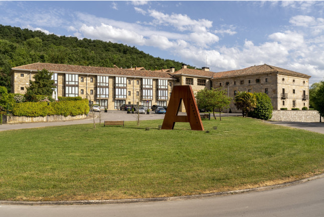 Mesa para dos: Comida o Cena para dos personas en Parador de Argómaniz (Álava)