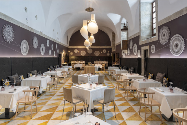 Escapada con Desayuno y Comida o Cena para dos personas en Parador de Corias (Asturias)