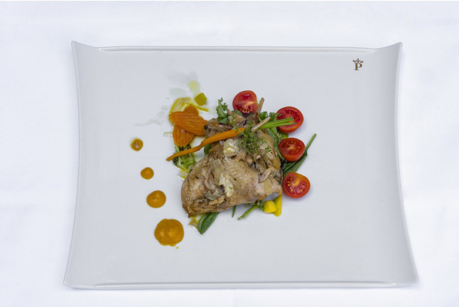Mesa para dos: Comida o Cena para dos personas en Parador de Plasencia (Cáceres)