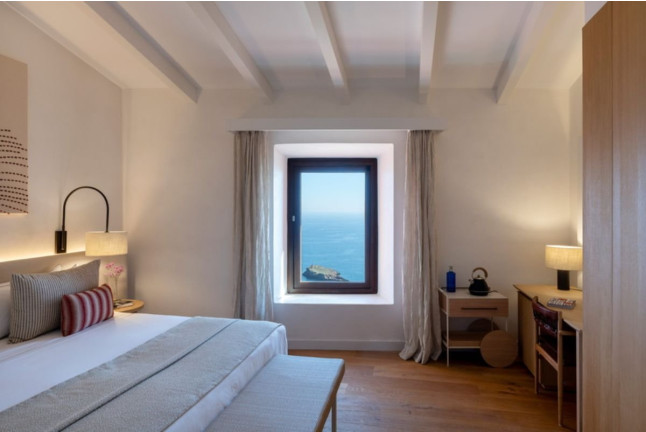 Escapada con Desayuno y Comida o Cena para dos en Parador de Ibiza 4* (Ibiza)