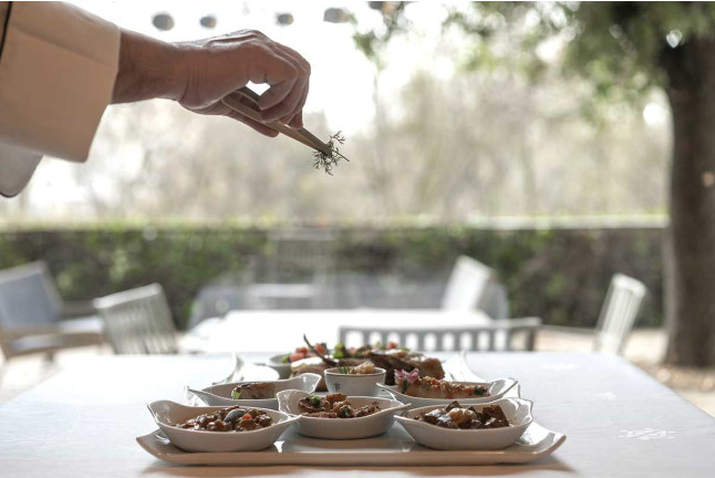 Mesa para dos: Comida o Cena para dos personas en Parador de León 5* (León)
