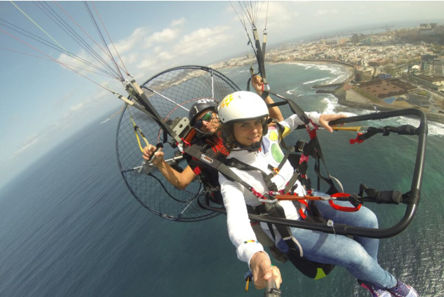 Vuelo en Paramotor (Gran Canaria)
