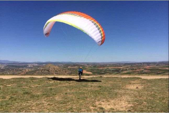 Vuelo en Parapente (Arcones, Segovia)