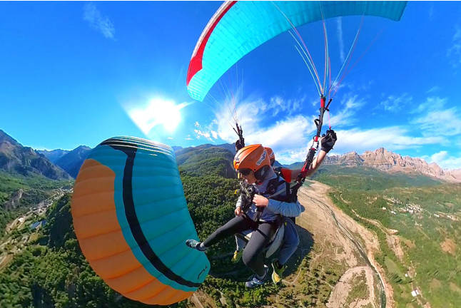 Vuelo en Parapente y Noche Romántica con Balneario (Panticosa, Huesca)