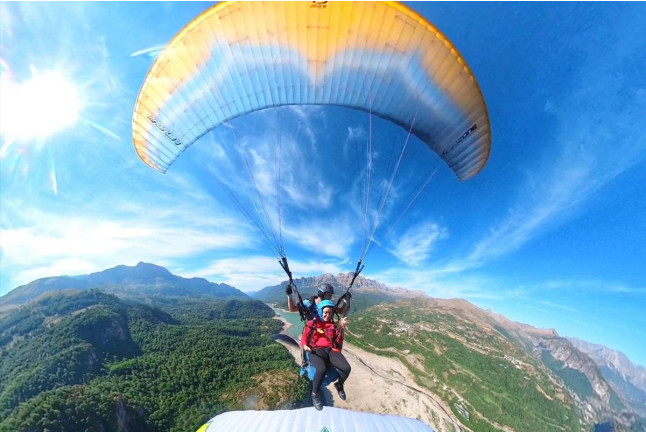 Vuelo en Parapente Biplaza Térmico con Vídeo (El Pueyo de Jaca, Huesca)