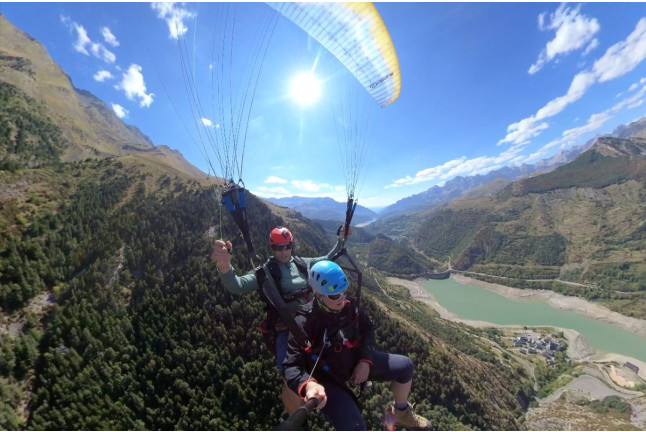 Vuelo en Parapente Biplaza Térmico con Vídeo (El Pueyo de Jaca, Huesca)