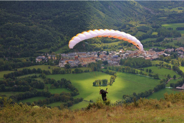 Vuelo en Parapente (Huesca)