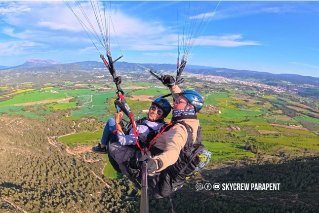 Vuelo en Parapente con Práctica de Pilotaje y Maniobras Acrobáticas (Ódena, Barcelona)