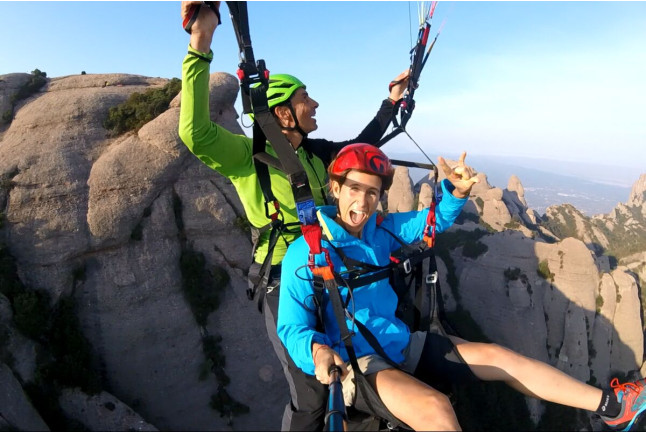 Vuelo en Parapente por Montserrat y Senderismo o Escalada (Monistrol de Montserrat, Barcelona)