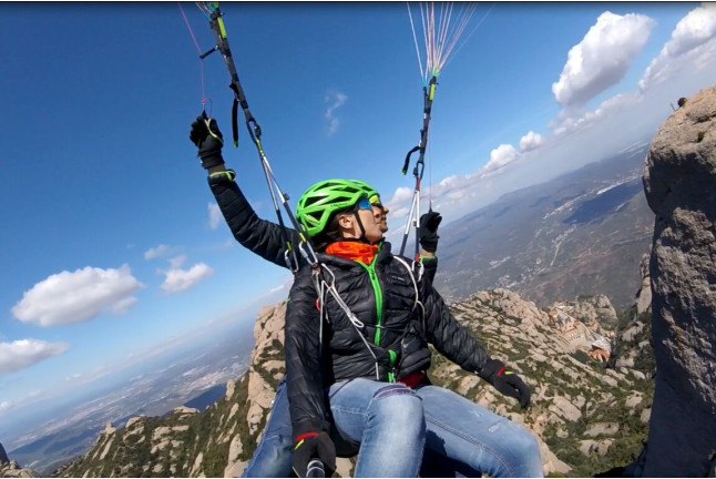 Vuelo en Parapente por Montserrat y Senderismo o Escalada (Monistrol de Montserrat, Barcelona)