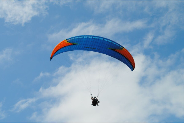 Vuelo en Parapente con Fotos y Vídeo (Orduña, Vizcaya) 