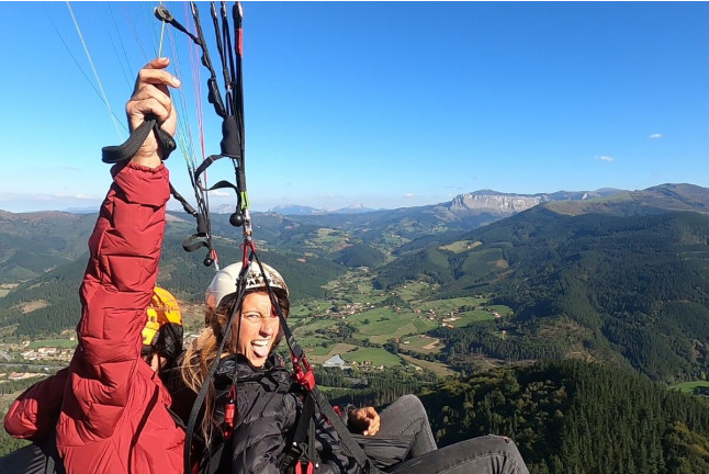Vuelo en Parapente con Fotos y Vídeo (Orduña, Vizcaya) 