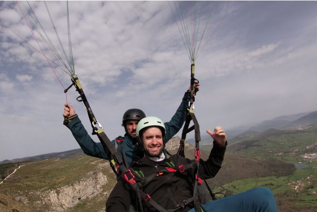 Vuelo en Parapente con Fotos y Vídeo (Orduña, Vizcaya) 