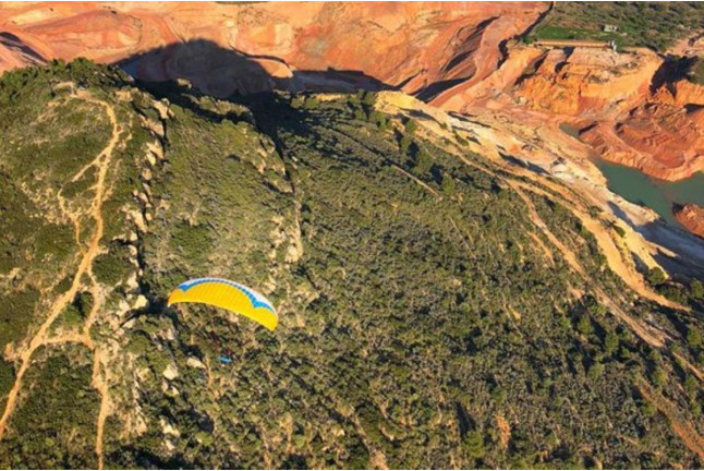 Vuelo en Parapente con Vídeo (Villar del Arzobispo, Valencia)