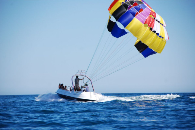 Parasailing (Marbella, Málaga)
