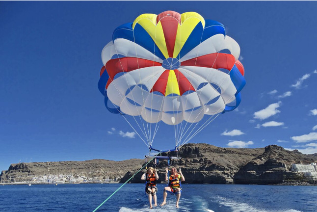 Parasailing en Playa de Taurito, Playa de Mogán y Playa del Inglés (Gran Canaria)