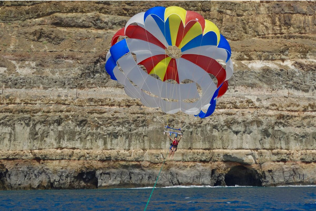 Parasailing en Playa de Taurito, Playa de Mogán y Playa del Inglés (Gran Canaria)