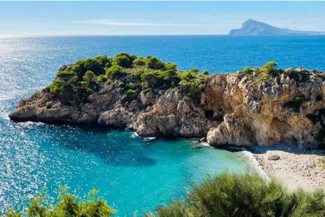 Excursión en Catamarán con Baño y Comida (Altea, Alicante)