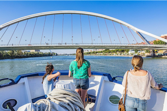 Paseo en Barco (Sevilla)