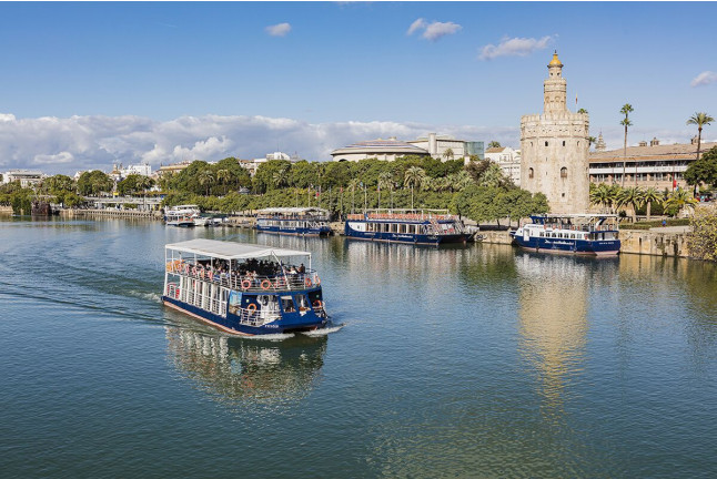 Paseo en Barco (Sevilla)