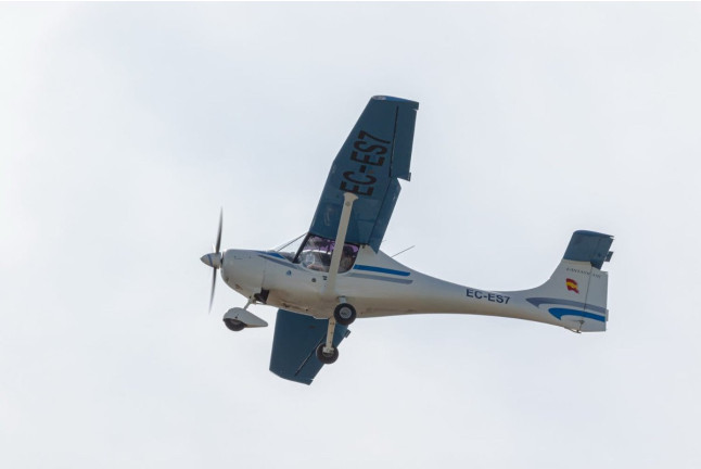 Vuelo en Avioneta con Opción a Vídeo por Cádiz (Sevilla)