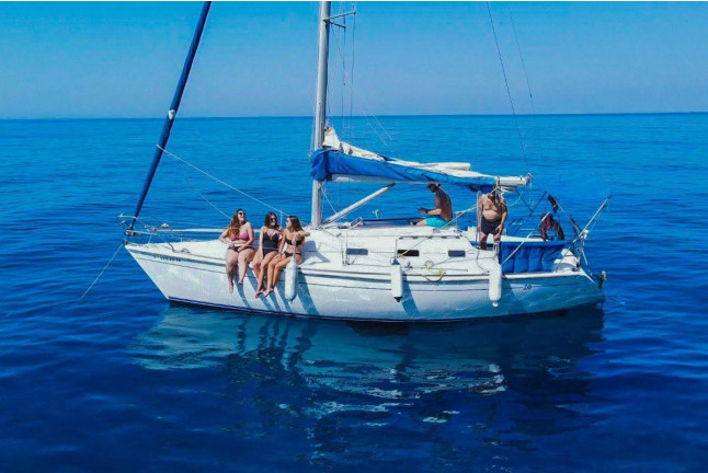 Paseo en Barco (Caleta de Vélez, Málaga)