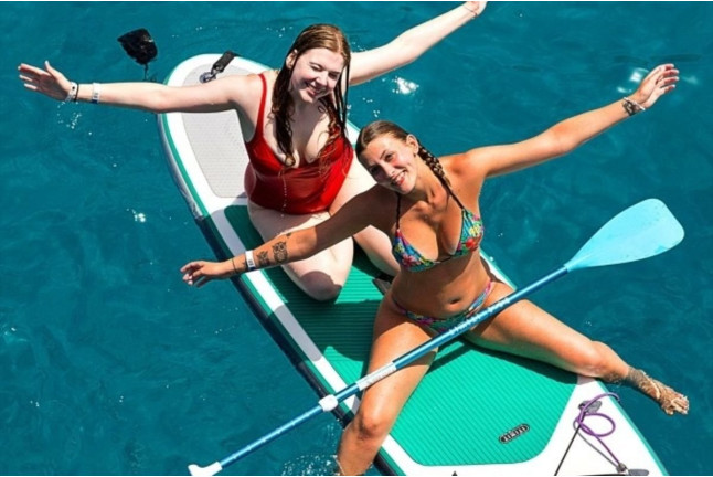 Paseo en Barco por las Calas de Ibiza con Bebidas, Aperitivo, Snorkel y Paddle Surf (Ibiza) 