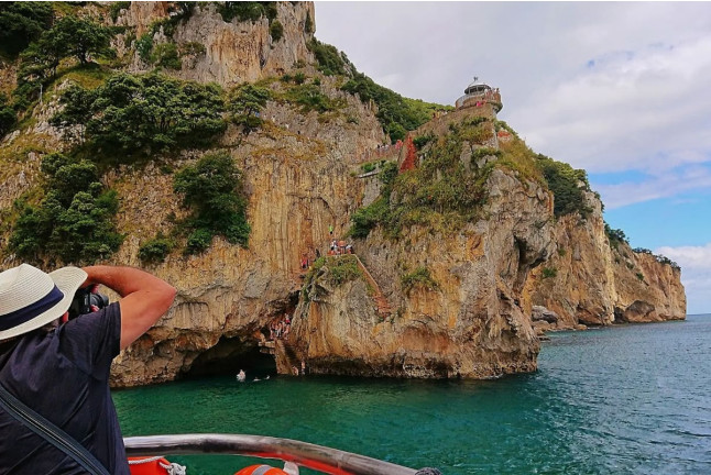 Paseo en Barco y Visita a Fábrica de Anchoas (Santoña, Cantabria)
