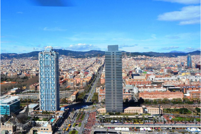 Paseo Privado en Helicóptero por Montserrat para dos (Barcelona)