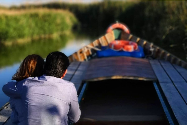 Paseo en Barca Privada por la Albufera para dos (Valencia)