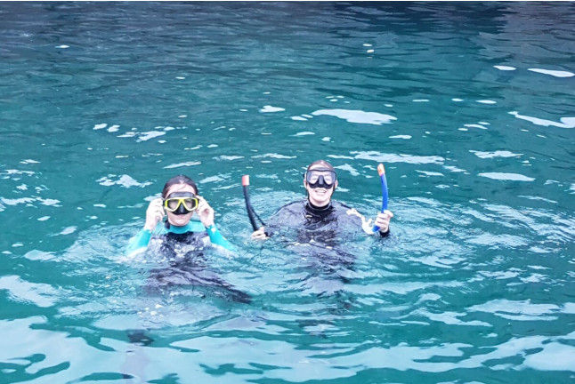 Snorkel y Paseo en Lancha con Fotos para dos (Maliaño, Cantabria)