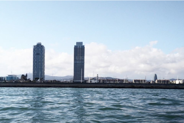 Paseo Romántico en Velero para dos (Barcelona)