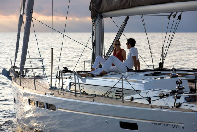 Paseo en Velero por la Costa de Barcelona (Barcelona)