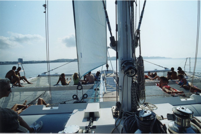 Paseo en Catamarán, Snorkel y Comida (Tarragona)