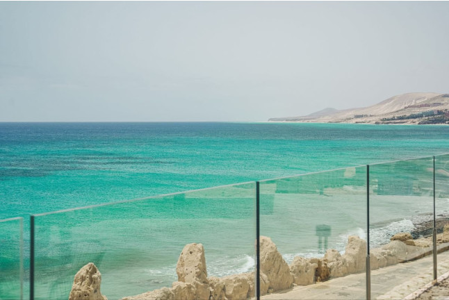 Hamaca Prestige Sun: Day Pass con Cóctel en Lagoon Beach Club (Fuerteventura)