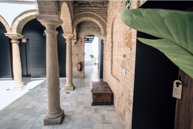 Escapada con Desayuno en Patios del Orfebre (Córdoba)