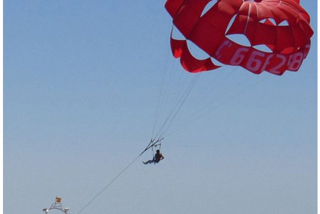 Paseo en Barco y Parasailing (Dénia, Alicante)