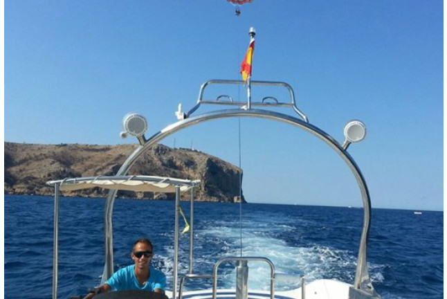 Paseo en Barco y Parasailing (Dénia, Alicante)