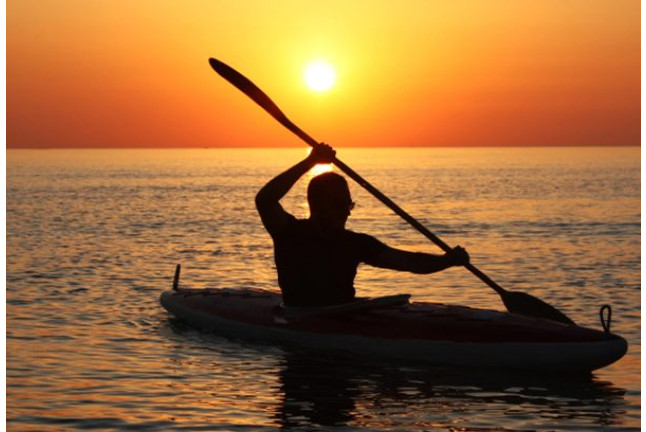 Banana Boat y Excursión en Kayak para dos (Calella de la Costa, Barcelona)