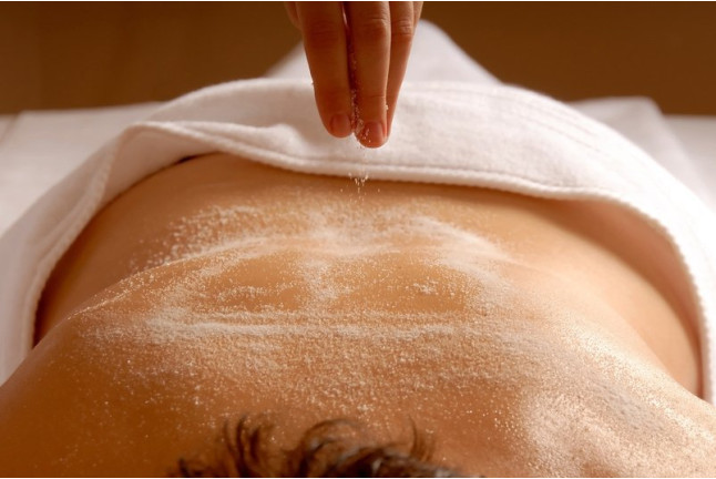 Peeling Corporal con Hidratación en Hotel Spa Cádiz Plaza 4* (Cádiz)
