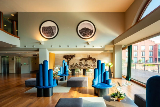 Day Pass: Día de Piscina con Comida en Dolce by Wyndham Barcelona Resort 4* (Sant Esteve Sesrovires, Barcelona)