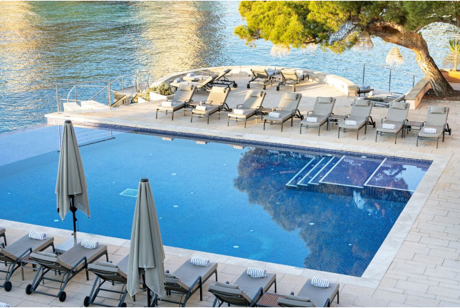 Ritual de Felicidad a Duo: Spa, Masaje, Mini Facial y Copa de Cava para dos en Hospes Maricel & Spa 5* (Palma de Mallorca)