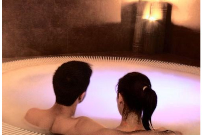 Piloto por un día, Spa Privado y Comida para dos en Hotel La Salve 4* (Toledo)