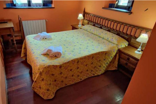 Escapada de 2 Noches con Desayuno en Posada Trisileja en Puente Romano (Toñanes, Cantabria)