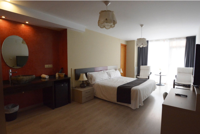 Escapada en Habitación Superior con Desayuno en Posada Guadalupe (Monroyo, Teruel)