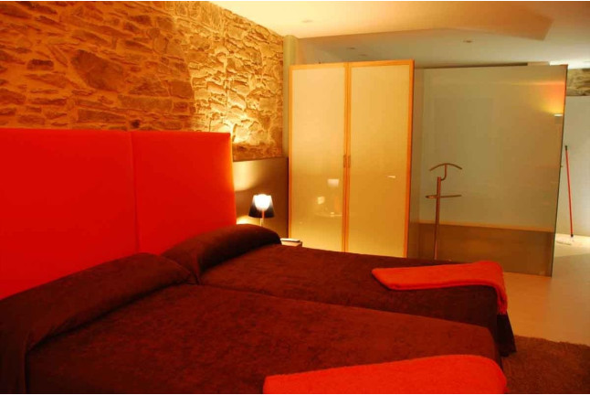 Escapada Romántica con Bañera de Hidromasaje en Posada Real la Pascasia 5* (Puebla de Sanabria, Zamora)