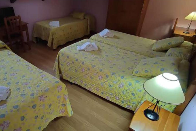 Escapada con Desayuno en Posada Trisileja en Puente Romano (Toñanes, Cantabria)