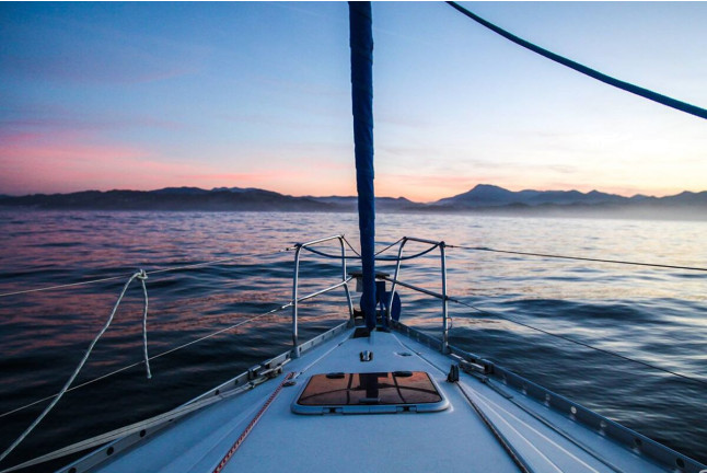 Puesta de Sol en Velero Privado para dos (Getaria, Guipúzcoa)