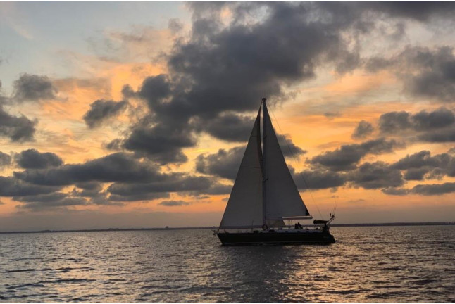 Puesta de Sol Romántica en Velero para dos (La Manga del Mar Menor, Murcia)